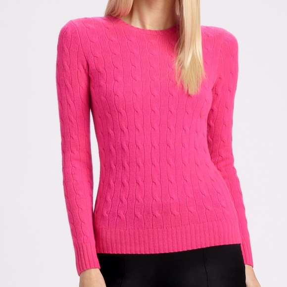 Hot pink cable knit sweater 💅🏻