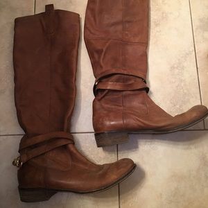 Steve Madden Rattle boots