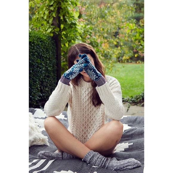 BDG Honeycomb Cable Knit Sweater