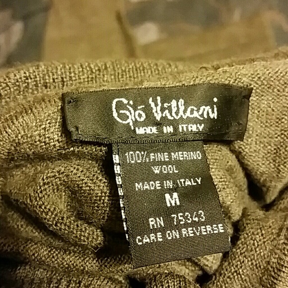 Top - Picture 3 of 3