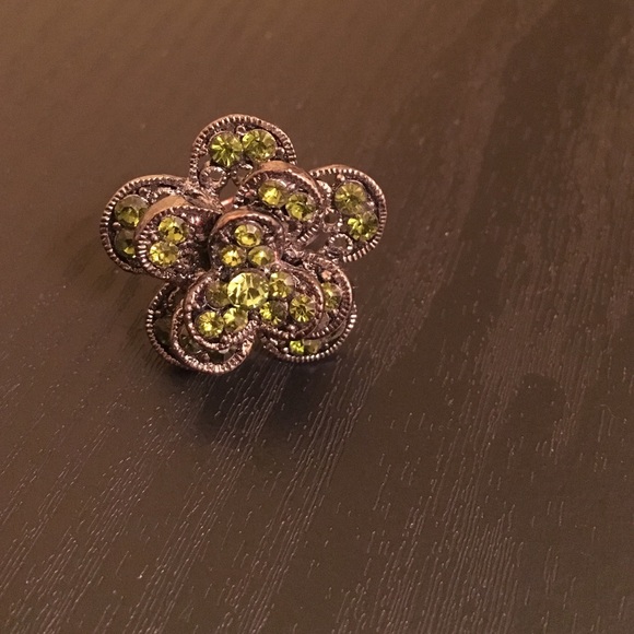 Flower ring