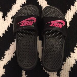 Nike slides