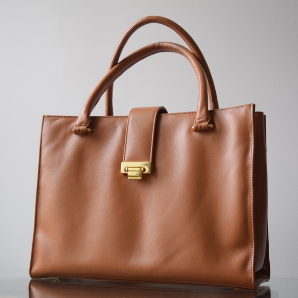 Trendsetter Satchel