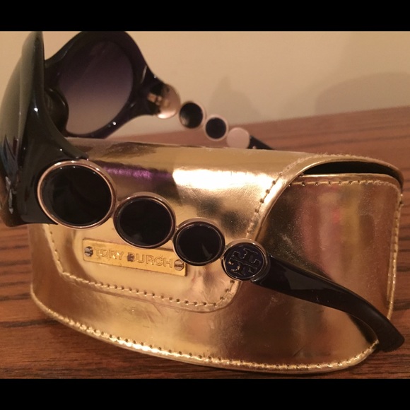 Tory Burch Sunglasses main image 4
