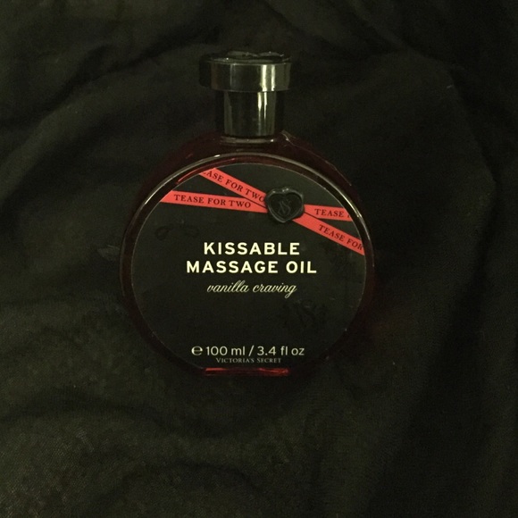 Victoria's Secret kissable massage oil