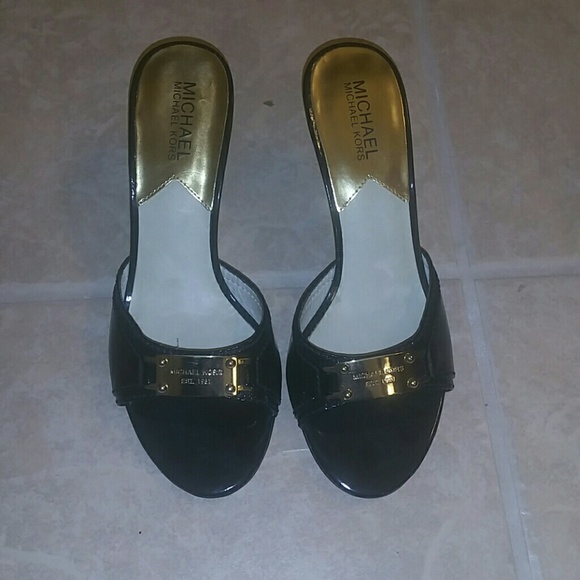 Micheal Kors sandals