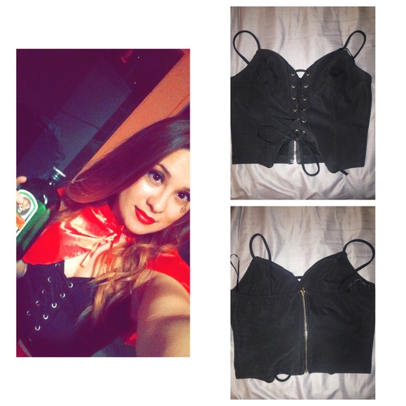 Corset-like crop top