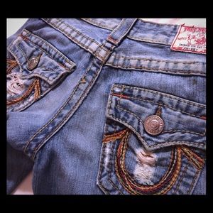 True Religion Distressed Rainbow Joey Big T 25