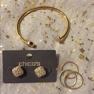 💕Alena stud earrings in gold 💕