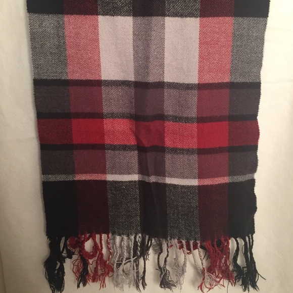 Scarf - Picture 3 of 4