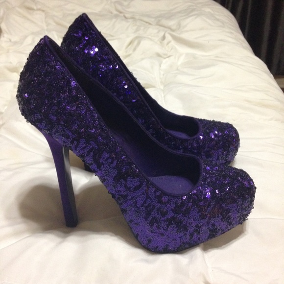 Steve Madden Purple Sequin Pumps