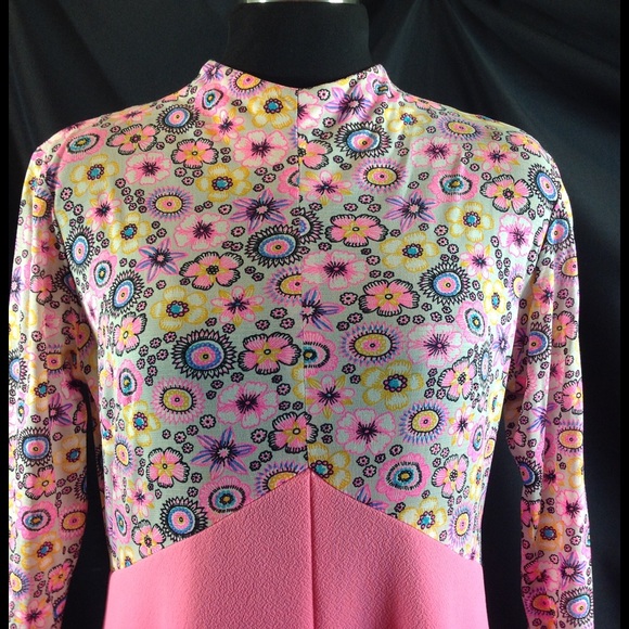 SOLD ๐HP๐ Granny Chic Groovy Flower Power Pink Maxi - Picture 4 of 4