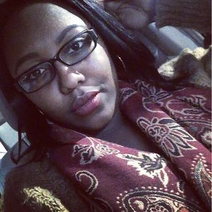 Meet your Posher, Lachaune