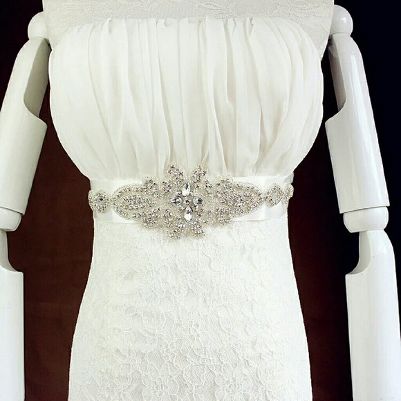 Beautiful wedding belts new satin - Picture 2 of 8