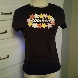 Super cute billabong t