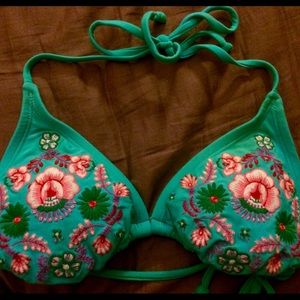 Embroidered floral triangle bikini