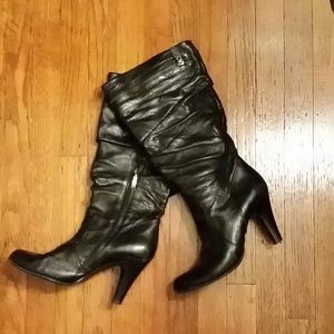 Guess boots