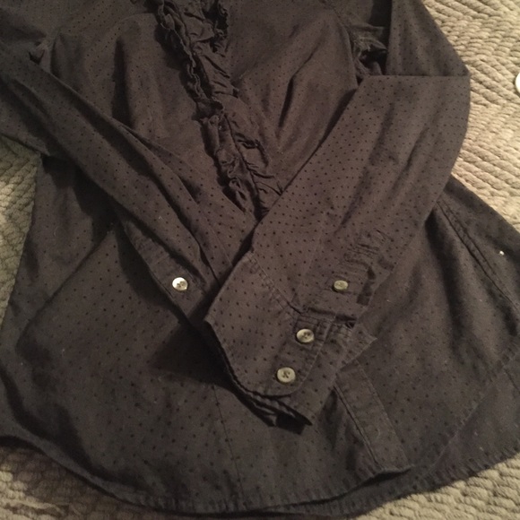 AE Dot Ruffle Shirt - Picture 3 of 3