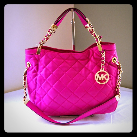 💓SOLD💗Michael Kors Susannah quilted tote💓