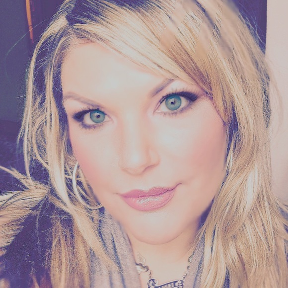 Hi! My name is Brianna - Picture 3 of 3