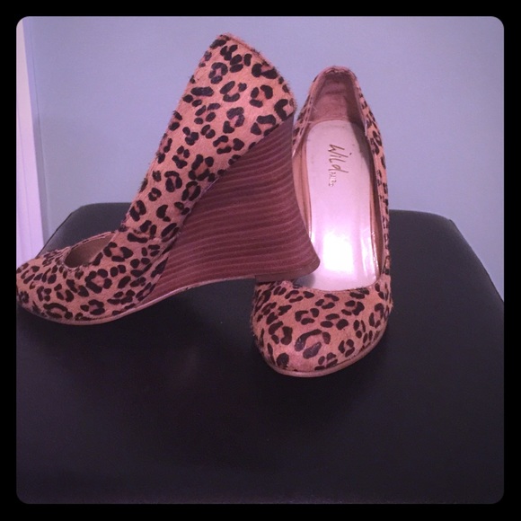 LEOPARD wedges- WILD PAIR- Size 9.