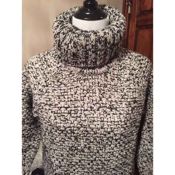 Banana Republic Heritage Collection Sweater Dress - Picture 2 of 4