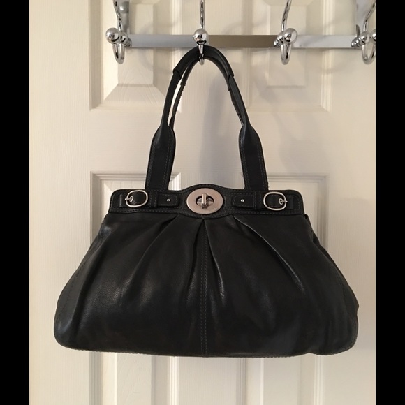 Coach Handbags - 🌟 Coach 13914 Black Leather Shoulder Bag