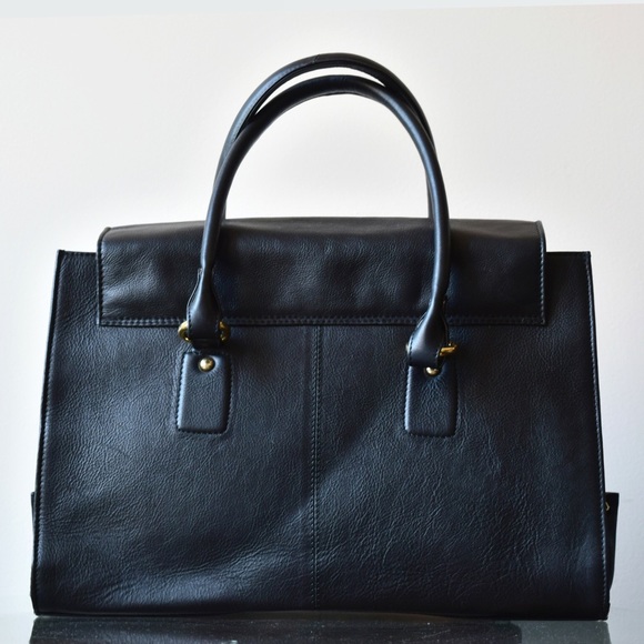 Stun Tote - Picture 2 of 3