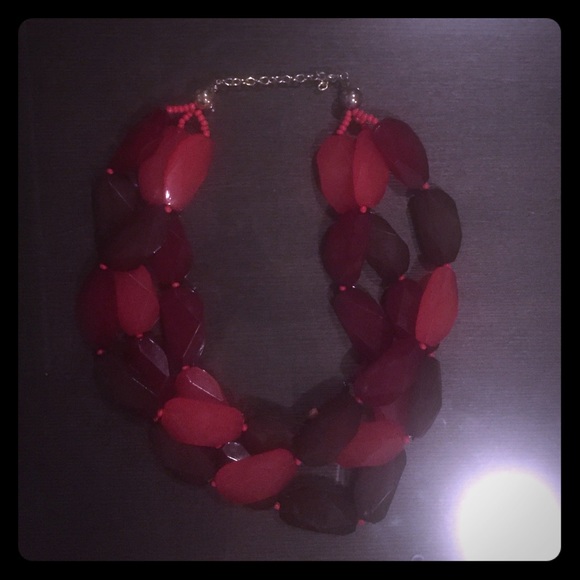 Kensie 3-tiered Berry Stoned Necklace - Picture 1 of 3