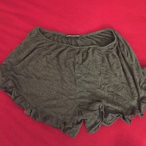 Brandy Melville Vodi shorts