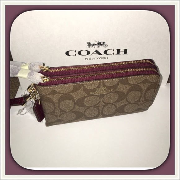 ‼️SOLD‼️NWT COACH WRISTLET