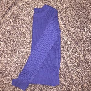 American eagle sweater! Cute and comfy!