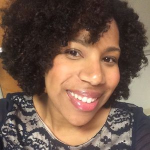Meet your Posher, Aja