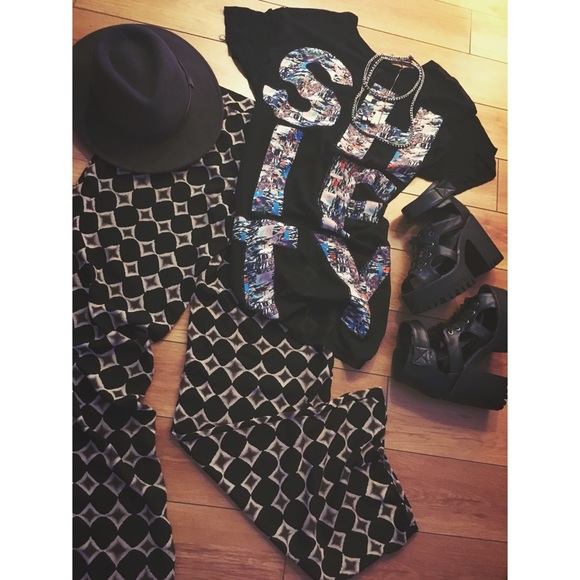 Brown patterned loose leg pant