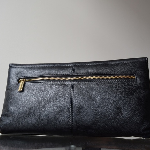 Basic Clutch - Picture 3 of 3