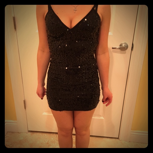 💞Black Sequined Dress💞