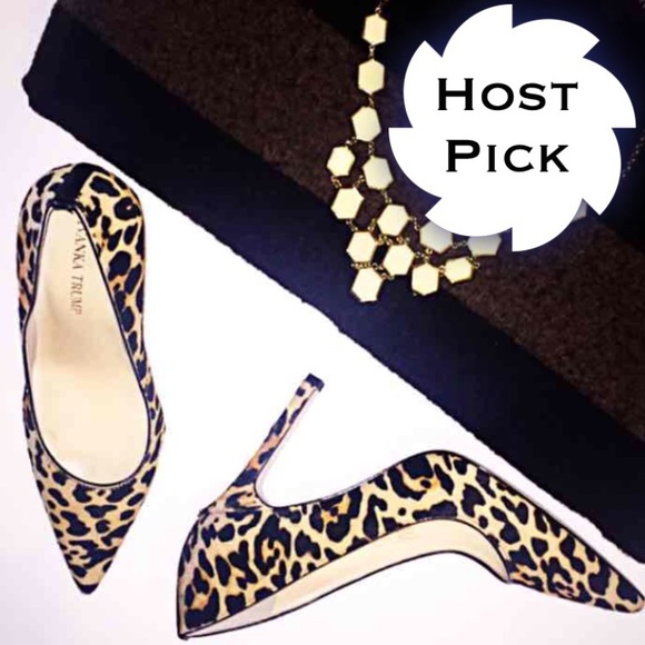 Ivanka Trump Shoes - 🎉HP🎉NEW🎉Ivanka Trump Pumps