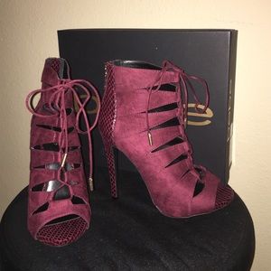 NIB Bebe Heels
