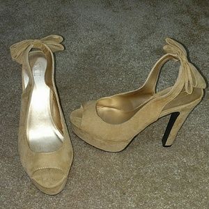 Nude heels