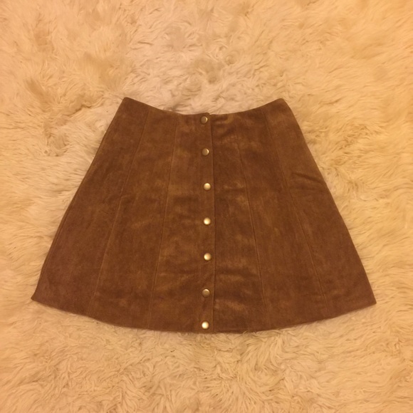 🚫Sold🚫🐴Suede Button Up Skirt - Picture 4 of 4