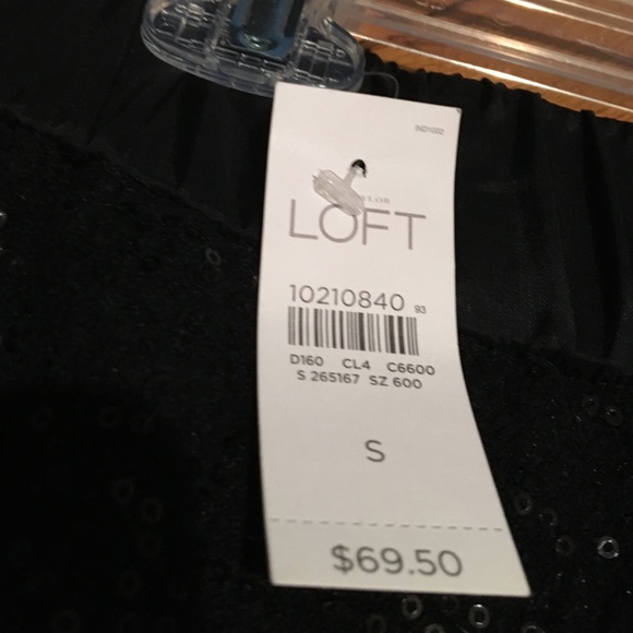 Black sequined skirt - Picture 3 of 3