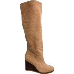 UGG Raveena wedge Carmel boots. Size 6