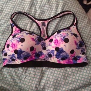 Victoria's Secret (VS) Pink padded sports bra