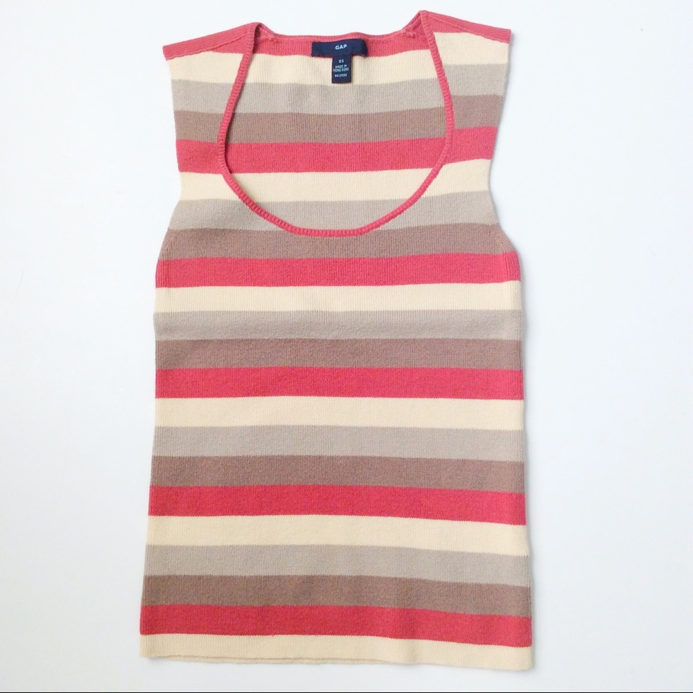 Gap sweater shell