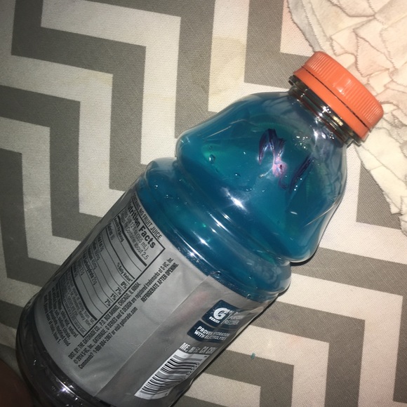 Gatorade Lebron James signed and drank
