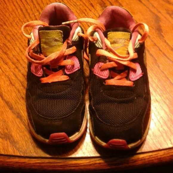 Toddler Nike Air max - Picture 2 of 3