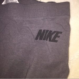 Nike leggings