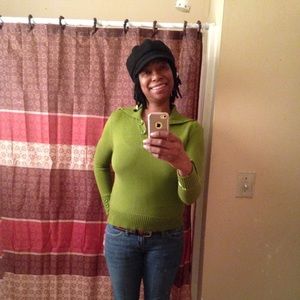 Meet your Posher, Angela