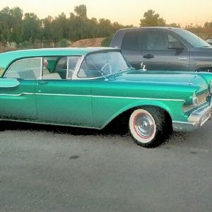 Meet your Posher, Ariana