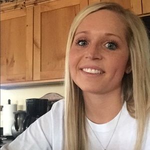 Meet your Posher, Mollie